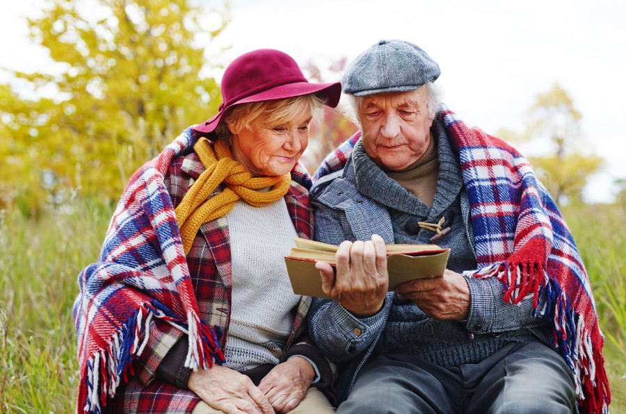זוג מבוגרים