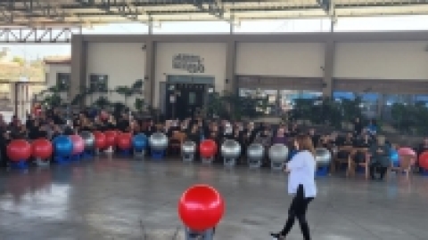 יום כיף בבריכת סכנין ספטמבר 22 (26).jpg