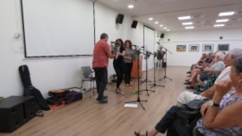 תערוכת חוגי האומנות בקתדרה תשעח (7).jpg