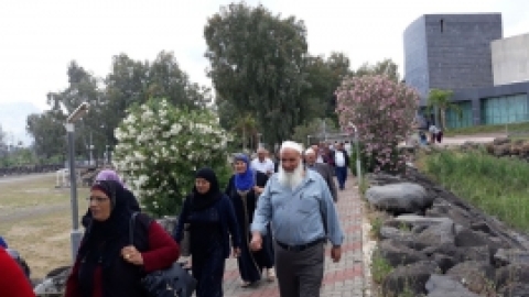 אפריל 2018 - חברי מועדוני עמותת מרחבים בכפרים הבדואים יצאו לנופש בטבריה.أعضاء نوادي جمعيه مرحافيم في