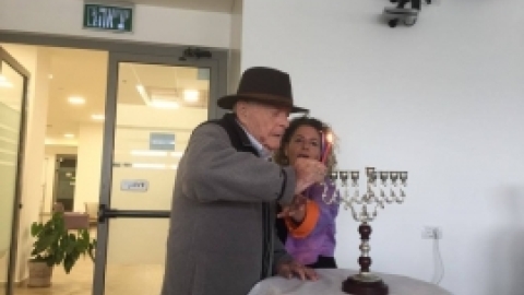 חגיגת חנוכה במרחבים תשעח (7).jpg