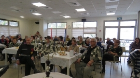 חגיגת חנוכה במרחבים תשעח (5).jpg