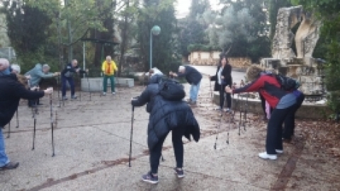 חוג הליכה נורדית תשעח (8).jpg