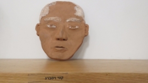 תערוכת סוף שנה חוגי אומנות קתדרה יולי 2017 (33).jpg