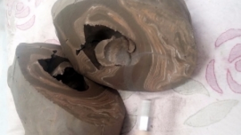 החוג לקרמיקה מתחילים של אדוה אפק (6).jpg