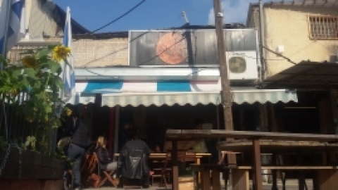 סיור אמנות עם נעה רז מלמד – בקרית המלאכה בתל – אביב 15.12 (12).jpg