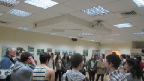 פגישה מחודשת להקרנת סרט ההצגה  דור לדור - מחושך לאור שהועלתה במסגרת תיאטרון עדות 7122015 (19).jpg